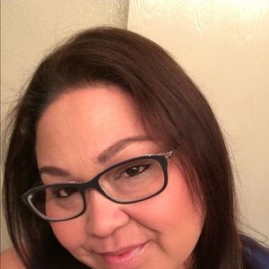 Meet your Posher, Maribel